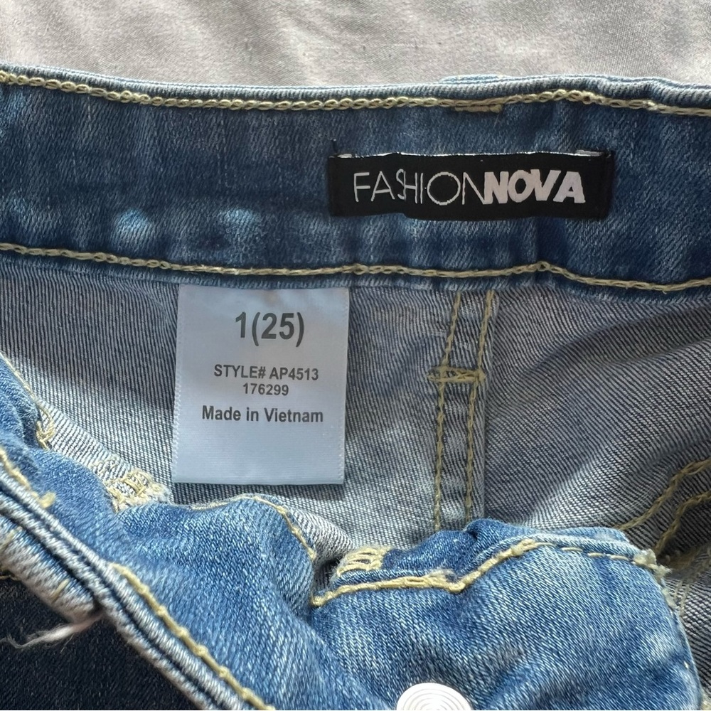 FN Jeans - Picture 5 of 5